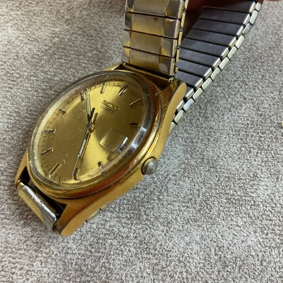 Seiko Quartz Mens Watch Gold Tone Date Window 7N42-8A30 Vintage Expansion Band - Picture 4 of 9
